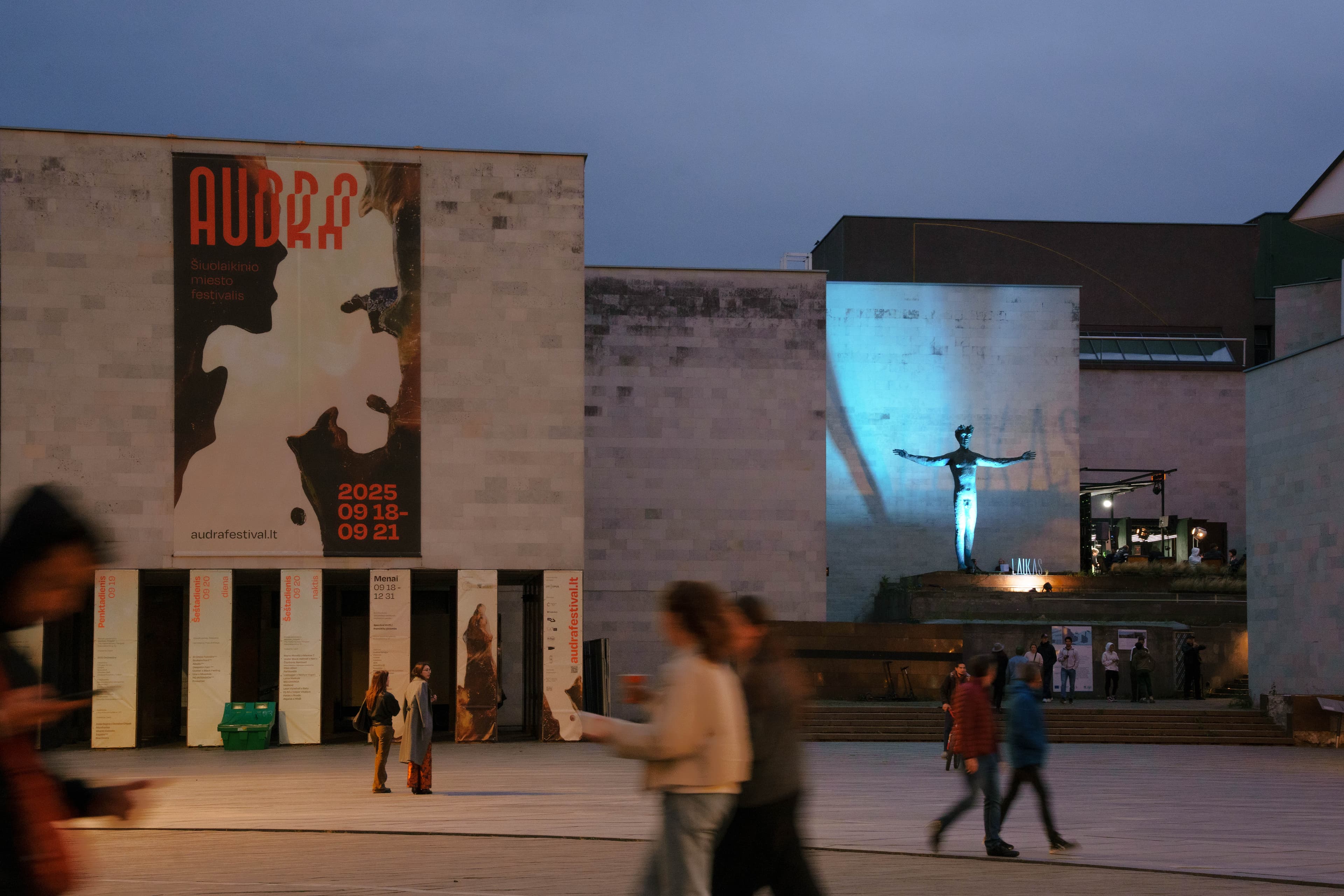 20250918SaruneKatinaite Laukas 01